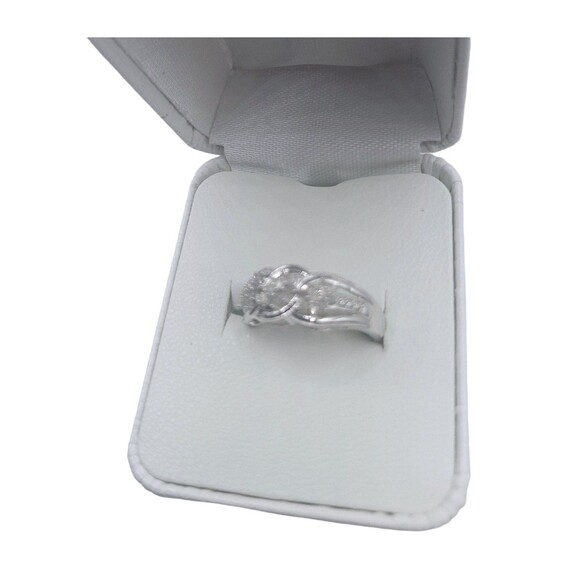 New in Box Stunning 1/4 ct. Natural Diamond Ring Sterling Silver Size 7 - Picture 6 of 7